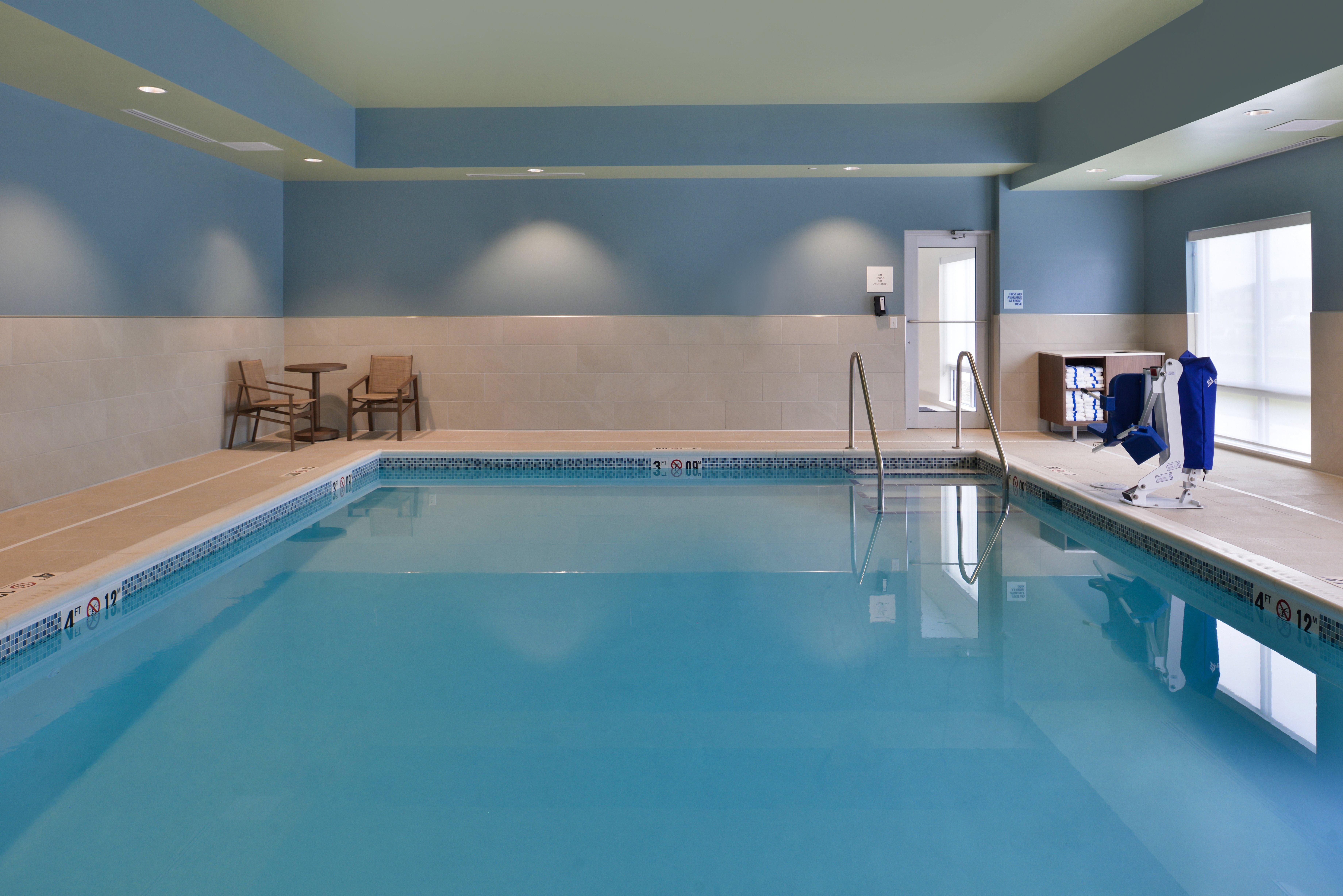 Holiday Inn Express & Suites - Marshalltown By Ihg Dış mekan fotoğraf